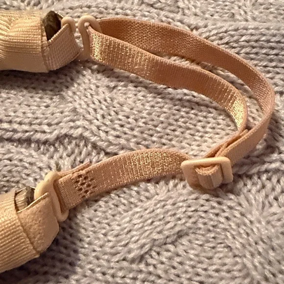 Madison Braids Blonde Braided Headband Hairpiece - Picture 4 of 4